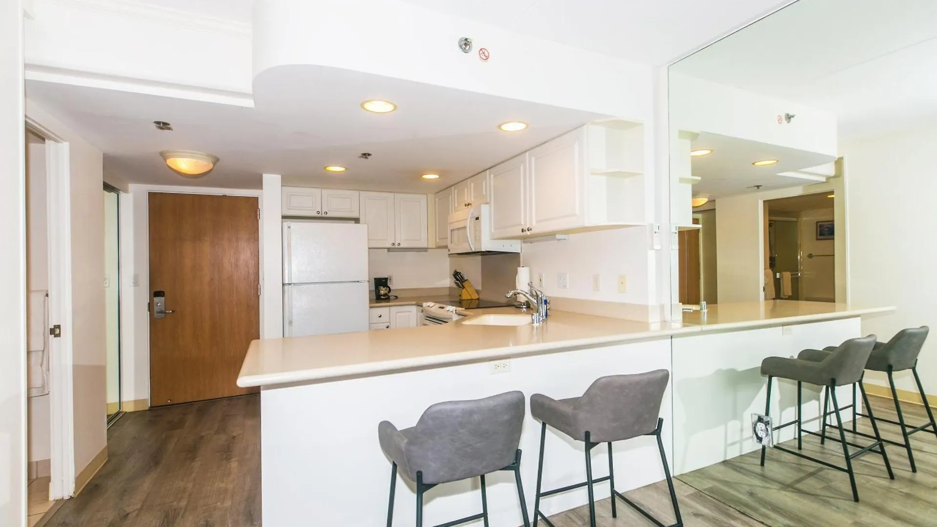 Apartament Ilikai Tower 1623 City View 1BR Honolulu